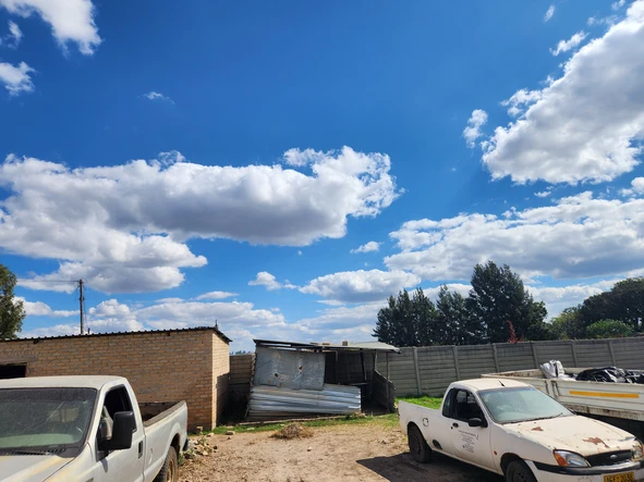 Commercial & Industrial Land
