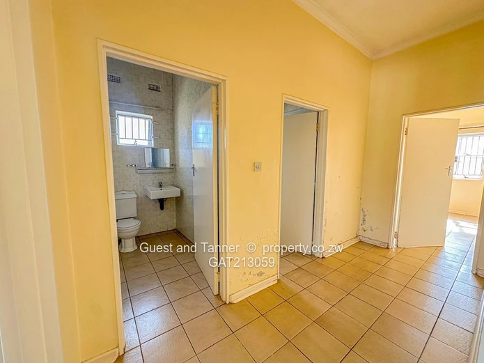 Spacious 4-Bedroom Greendale Apartment for Rent in Greendale