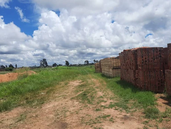 Commercial & Industrial Land