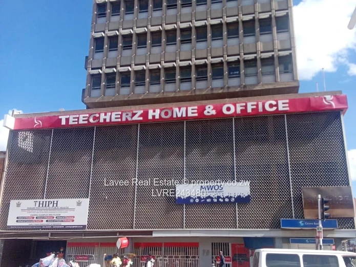 High Street Gweru CBD Retail - 500m², A/C, Carport, 24hr Security (Sole Mandate)