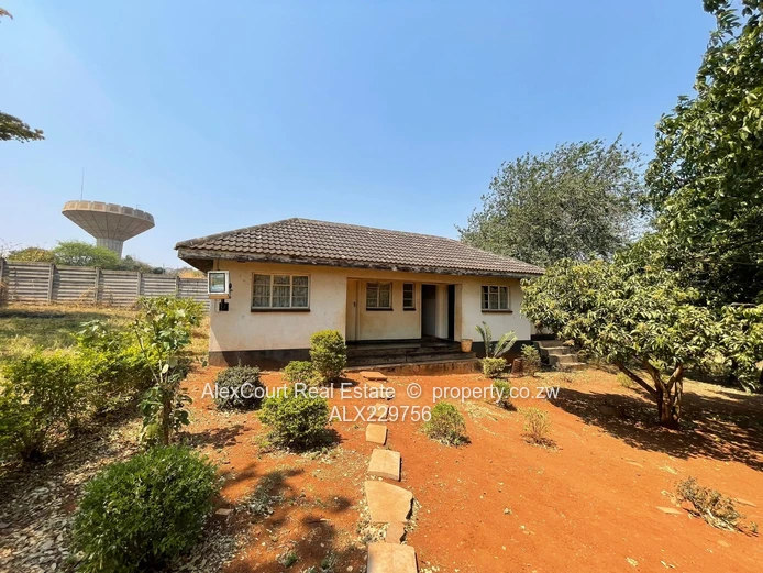 1.4 Hectare Property For Sale In HOGERTY HILL