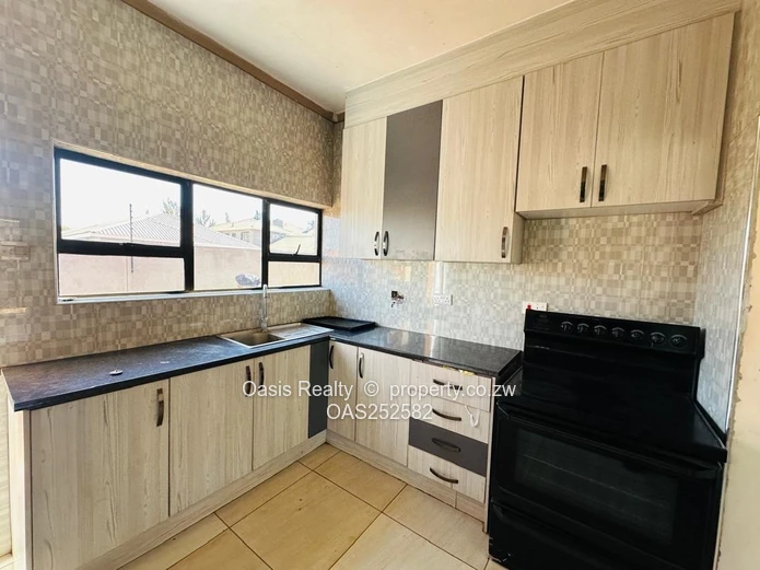 To Let – Modern 3-Bedroom Cottage in Mt Pleasant Heights