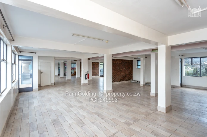 Commercial Offices For Rent in the Avenues 