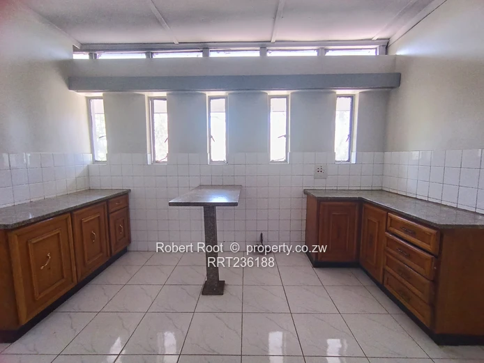 5 bed Commercial and Residential property in Sentosa