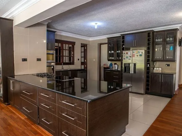 5 Bedroom Townhouse Complex