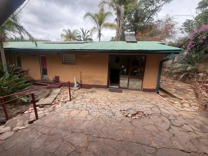 All-Inclusive 2-Bedroom Flatlet with Solar & Pool | Glen Lorne