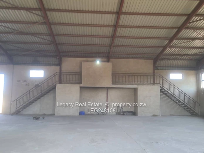 Commercial Warehouse With High Roof Clearance For Sale