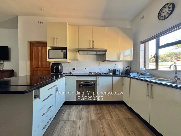 Furnished 2 Bedroom Cottage - Highlands 