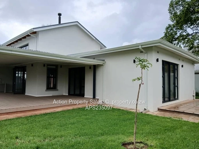 Beautifully Finished Townhouse To Rent! 