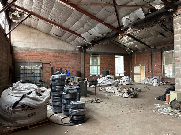 Warehouse & Factory