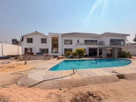 5 Bedroom House