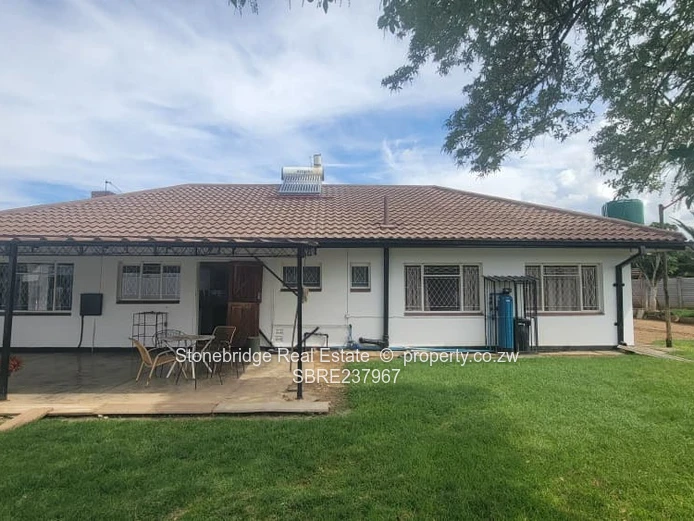  Woodlands 4 Bedroomed Family Home for Sale 