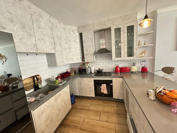 2 Bedroom Garden Flat