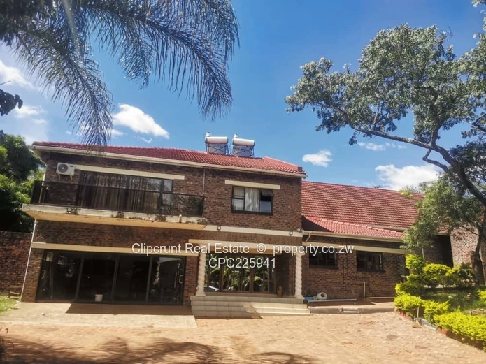 Monavale Double Storey For Sale