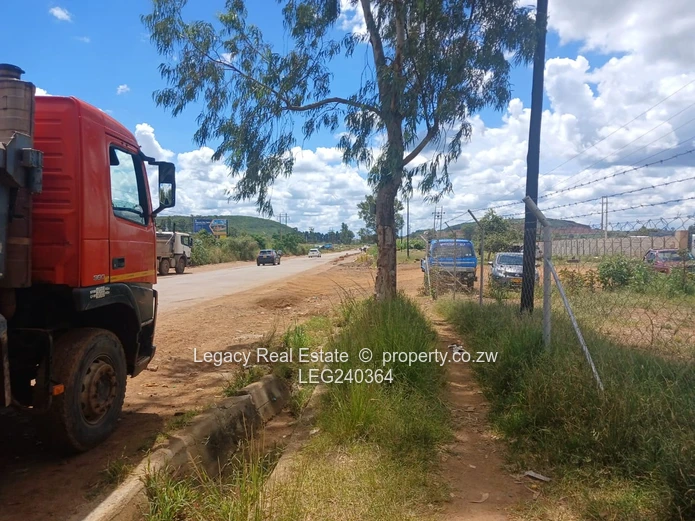 Prime Main Road Commercial Space In Tynwald