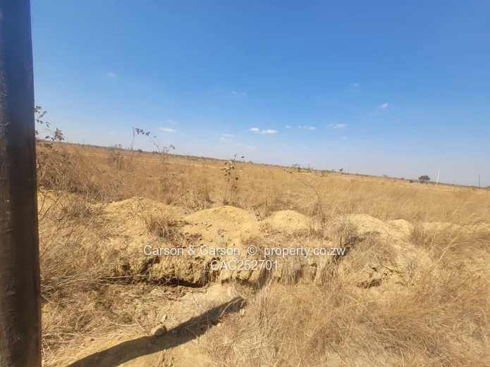 Good Neighbourhood, 400m² Nyabira Stand - Main Road, Water  Sewer & Power 