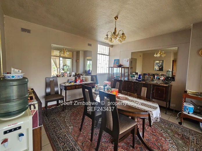 Northwold Sanctuary: Sophisticated 3-Bedroom Living