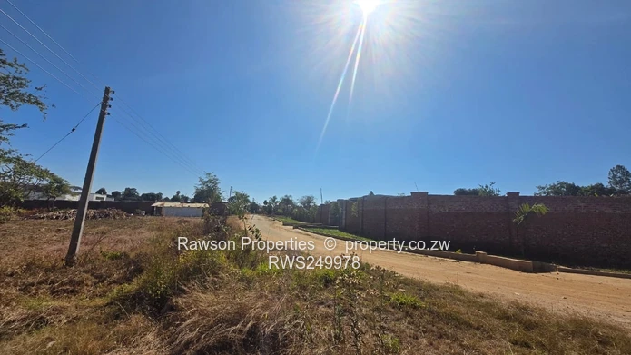 Crowhill Plot – Prime Location Near Roundabout