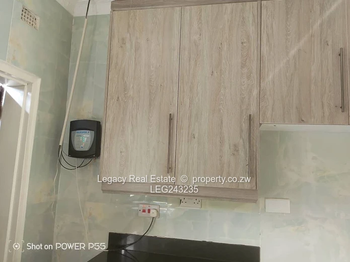 Cozy 1 Bedroom Cottage in Crowhill – Solar & Borehole Included