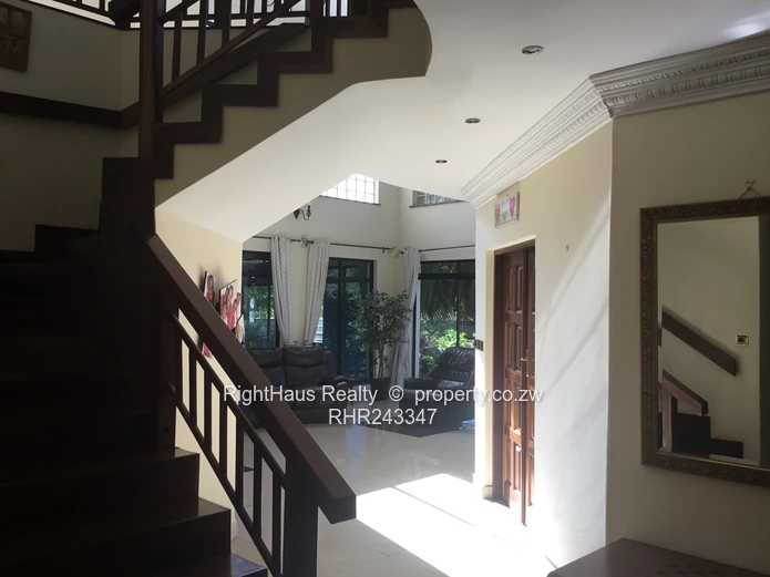 An Elegant 5 bedroom house-Borrowdale rd