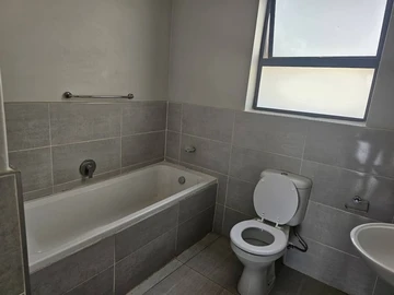 3 Bedroom Garden Flat