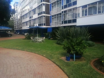 3 Bedroom Flat & Apartment