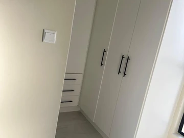 3 Bedroom Flat & Apartment