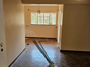 2 Bedroom Flat & Apartment