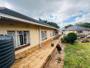 7 Bedroom House