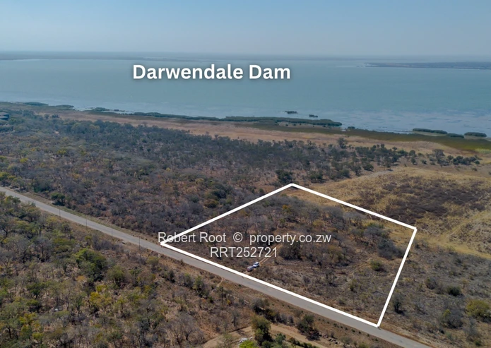 1.56ha at Darwendale with Lake View - NOSTRO accepted!