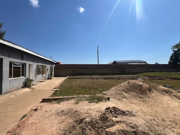 Prime Warehouse & Factory for Sale in Prospect, Harare South