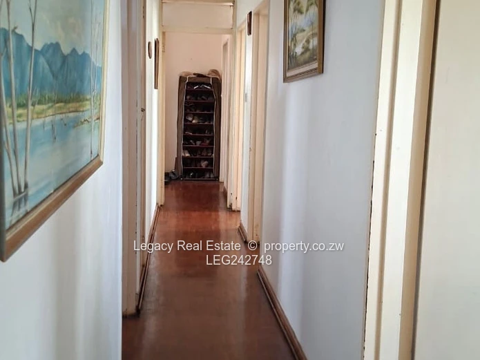 Well-Maintained 3 Bedroom Home on 998sqm Stand