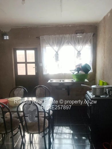 4-Bed House in Fidelity, Harare South — Borehole