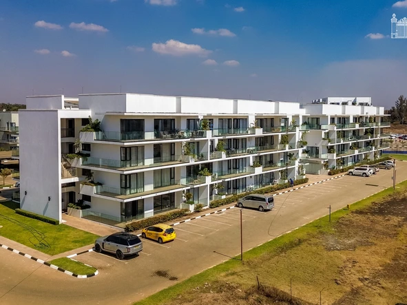Flat & Apartment