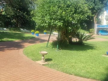 3 Bedroom Flat & Apartment