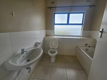 3 Bedroom Garden Flat