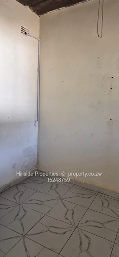 1 bed cottage plus kitchen and Seating room. 3 room interlinked  (Sole Mandate)