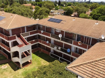 2 Bedroom Flat & Apartment