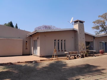5 Bedroom House