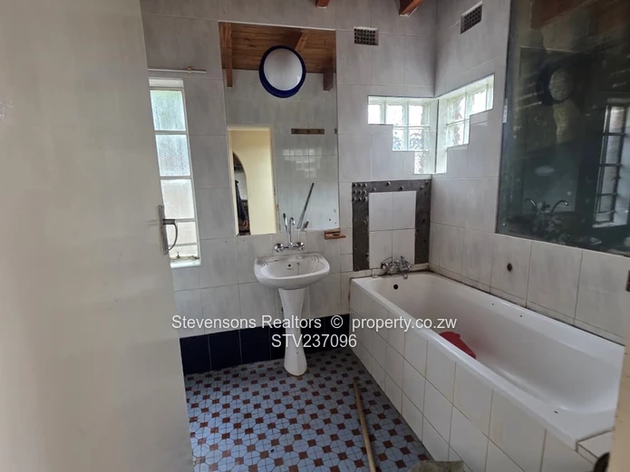 Charming Starter Home In New Marlborough.