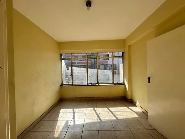 Flat & Apartment