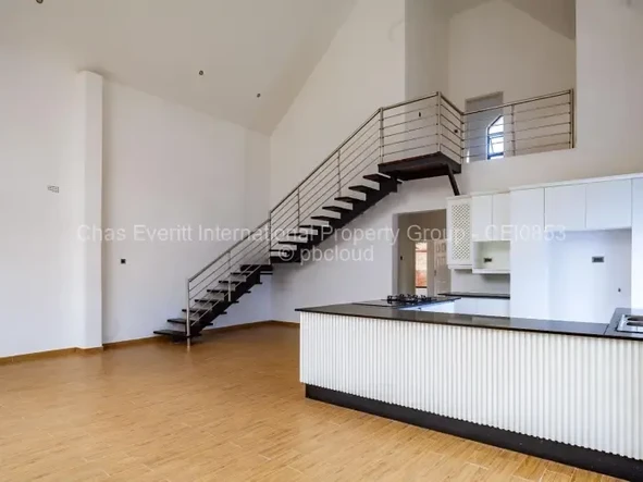 3 Bedroom Flat & Apartment