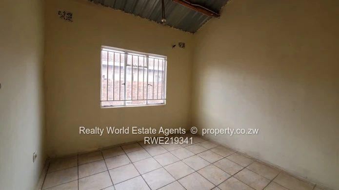 House To Let in Dzivarasekwa - First of June