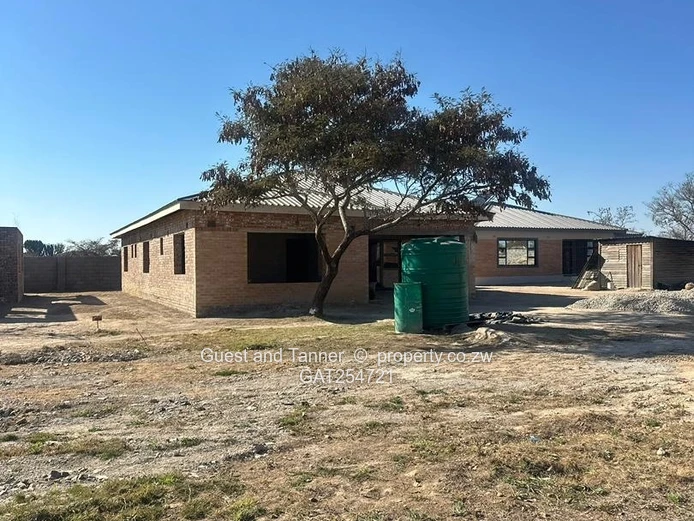 Townhouse Stand For Sale in Mqabuko Heights