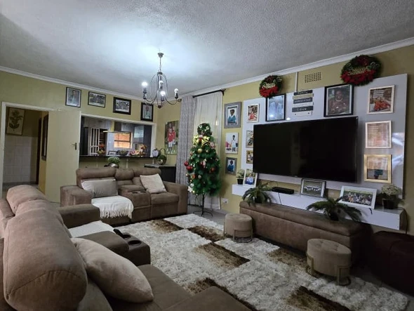 4 Bedroom House