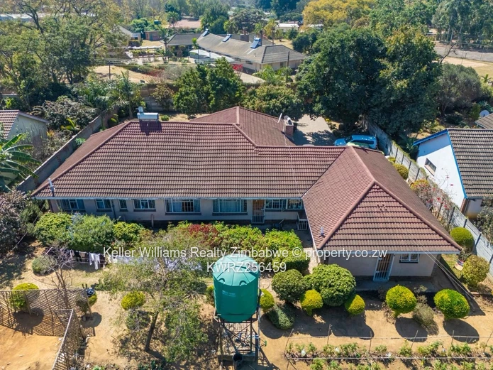 Family Home on 2,142 m², with Solar and Borehole (Sole Mandate)