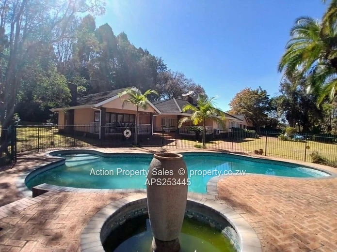 Very Neat Family Home To Rent! 