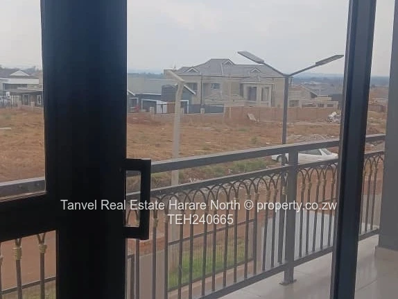 *Borrowdale Nyeredzi Ridge Hse for Sale Mordern  Double Storey Mansion