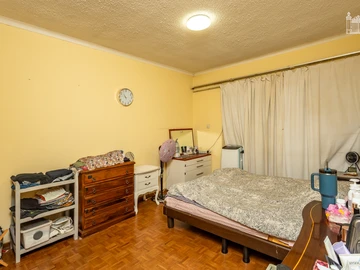 3 Bedroom Flat & Apartment