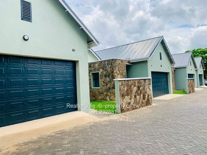 Modern 3-bed Townhouse for Rent in Borrowdale West